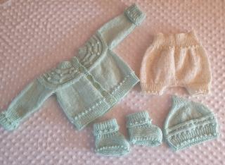 Cardigan and Shorts Set S4